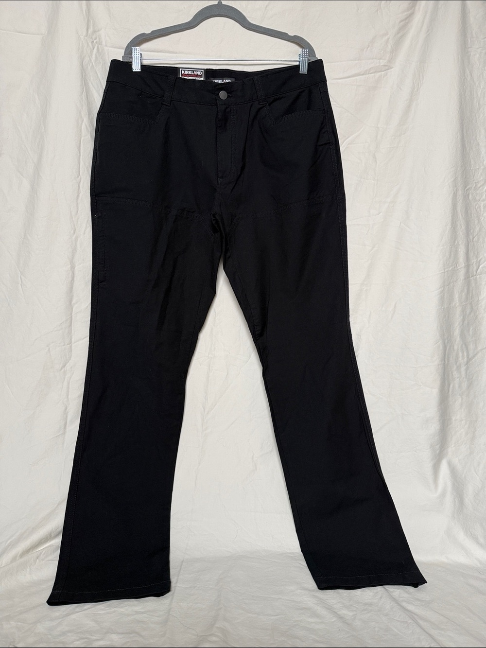 NWT Men’s Kirkland Signature Black Cargo Straight-Leg Pants 36x34